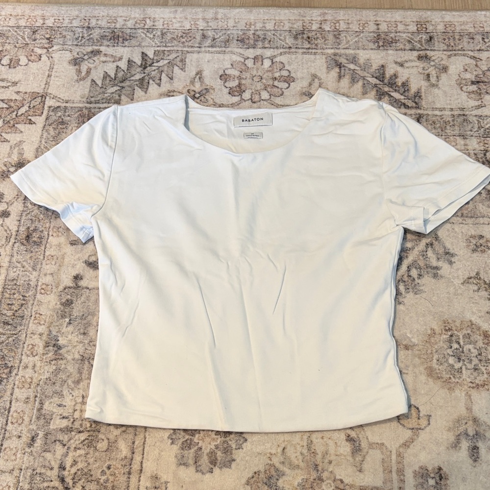 Aritzia Contour White Short Sleeve Women's Tee